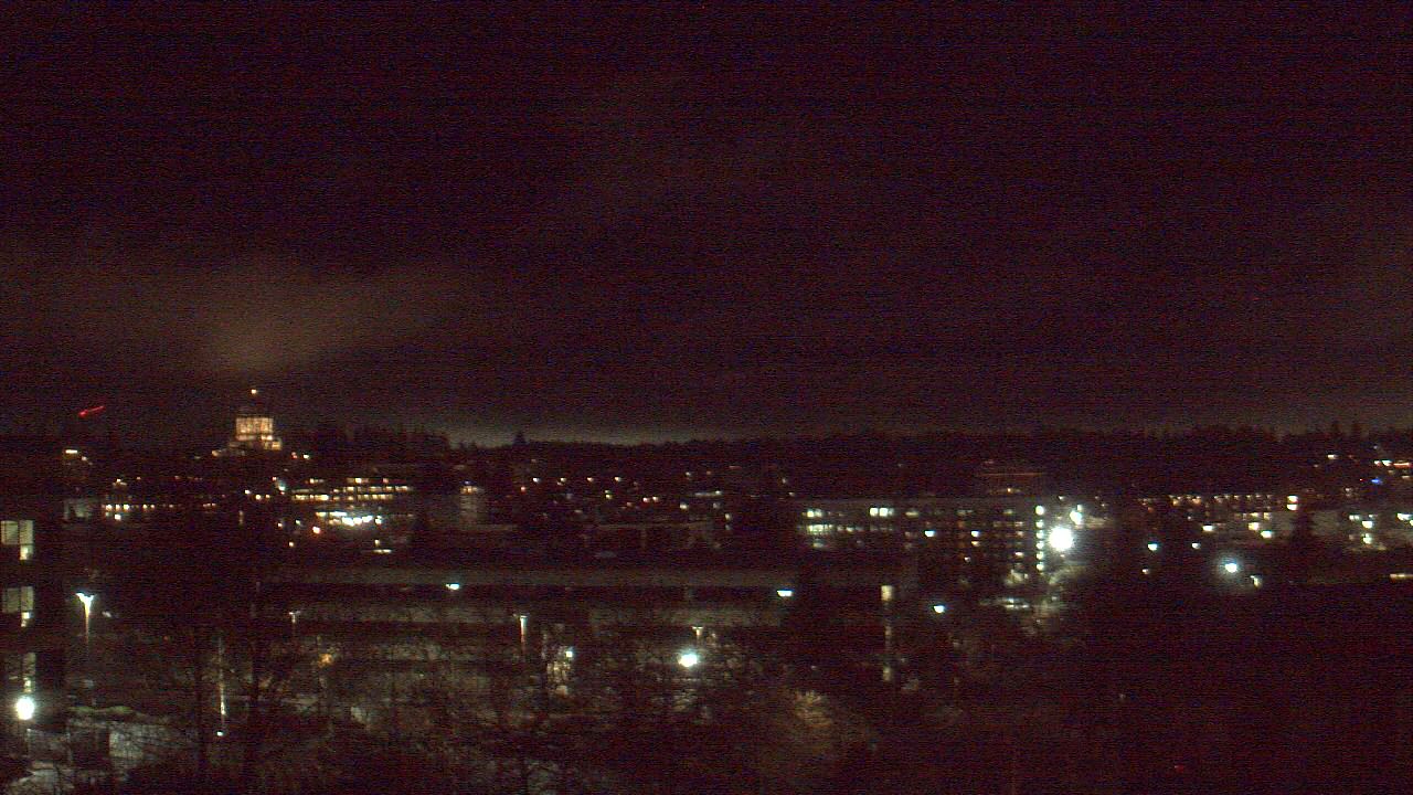 Thumbnail for current weather camera view from Avanti HS in Olympia, Washington