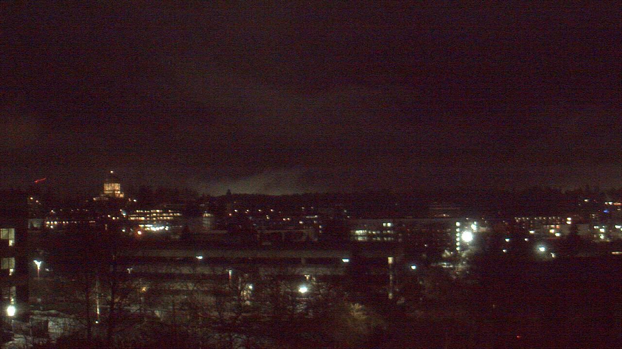 Thumbnail for current weather camera view from Avanti HS in Olympia, Washington