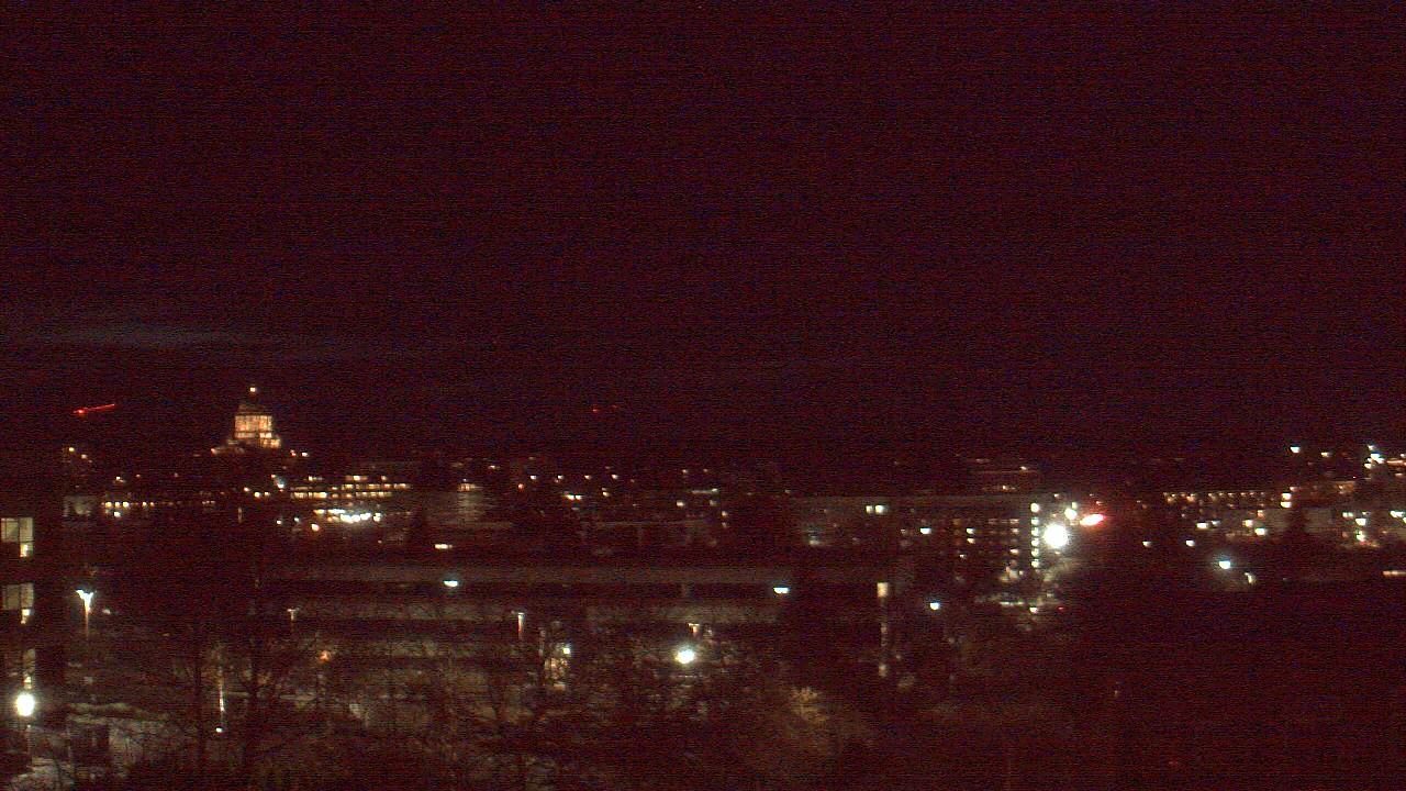 Thumbnail for current weather camera view from Avanti HS in Olympia, Washington