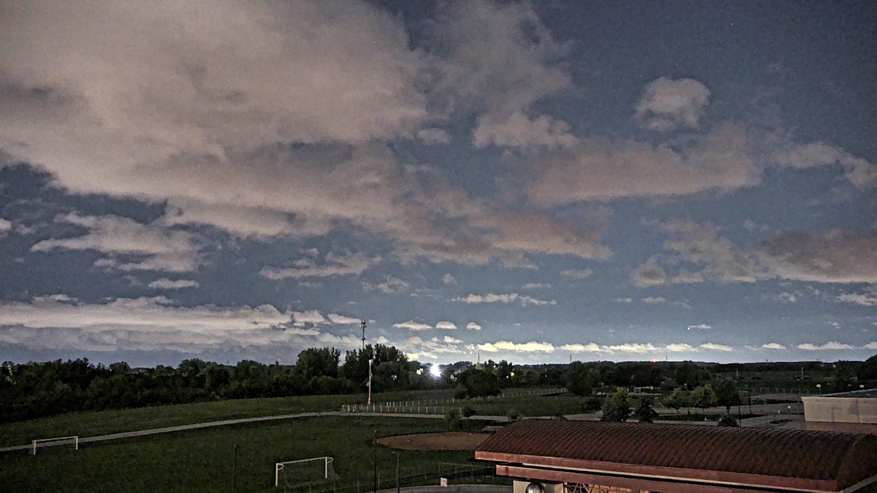 Thumbnail for current weather camera view from Orland SD 135 in Orland Park, Illinois
