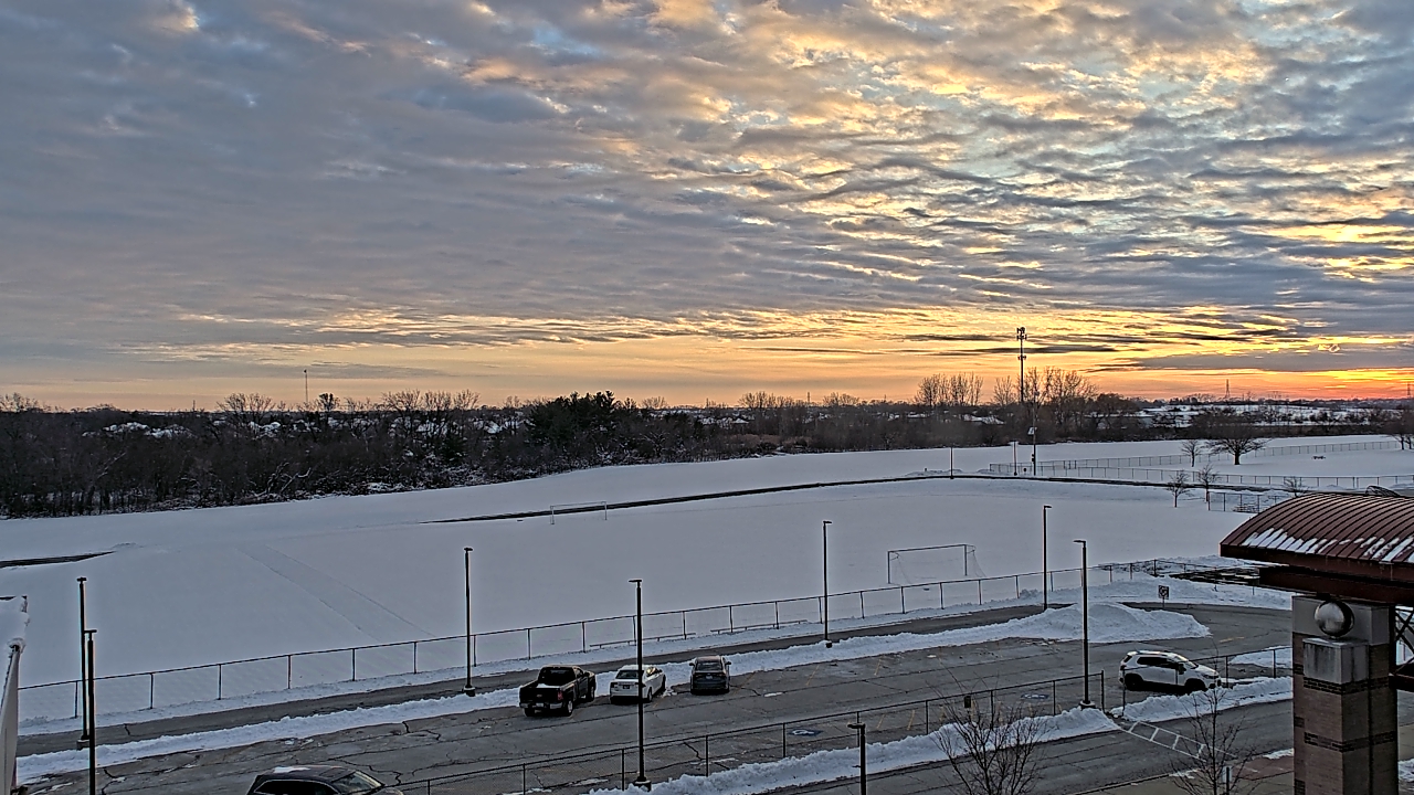 Thumbnail for current weather camera view from Orland SD 135 in Orland Park, Illinois