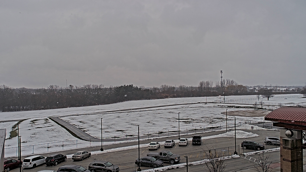 Thumbnail for current weather camera view from Orland SD 135 in Orland Park, Illinois