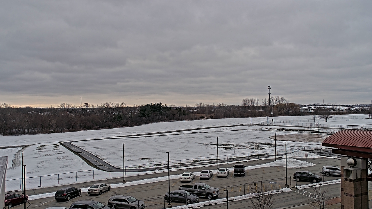 Thumbnail for current weather camera view from Orland SD 135 in Orland Park, Illinois