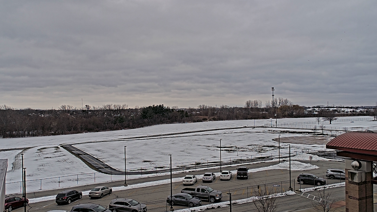 Thumbnail for current weather camera view from Orland SD 135 in Orland Park, Illinois