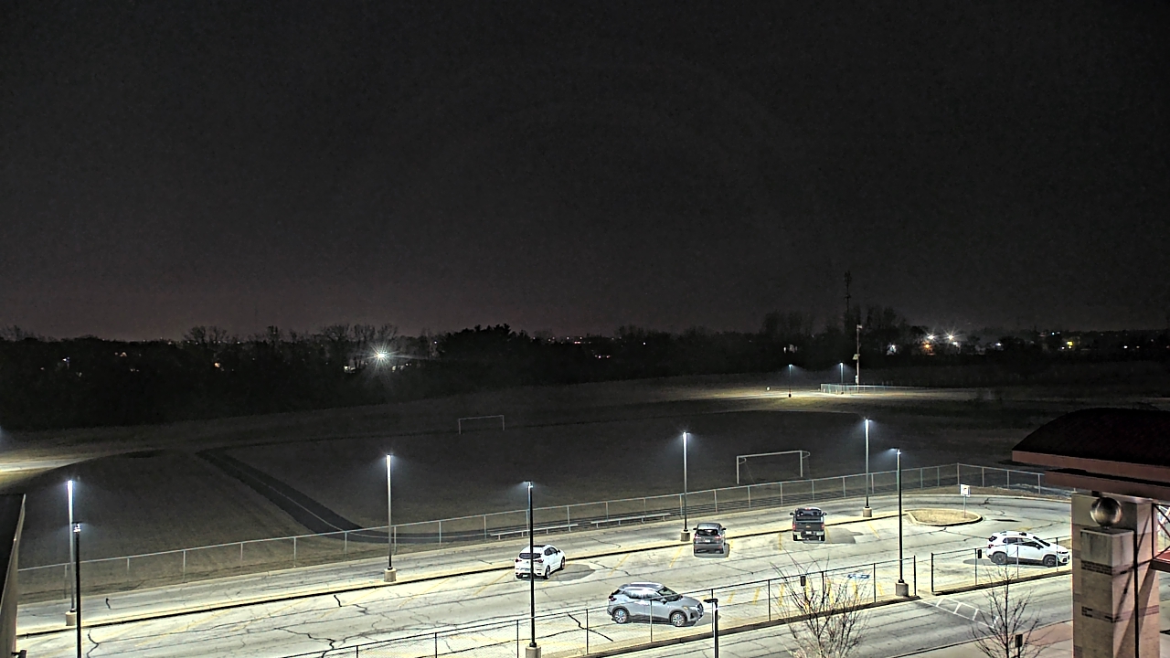 Thumbnail for current weather camera view from Orland SD 135 in Orland Park, Illinois