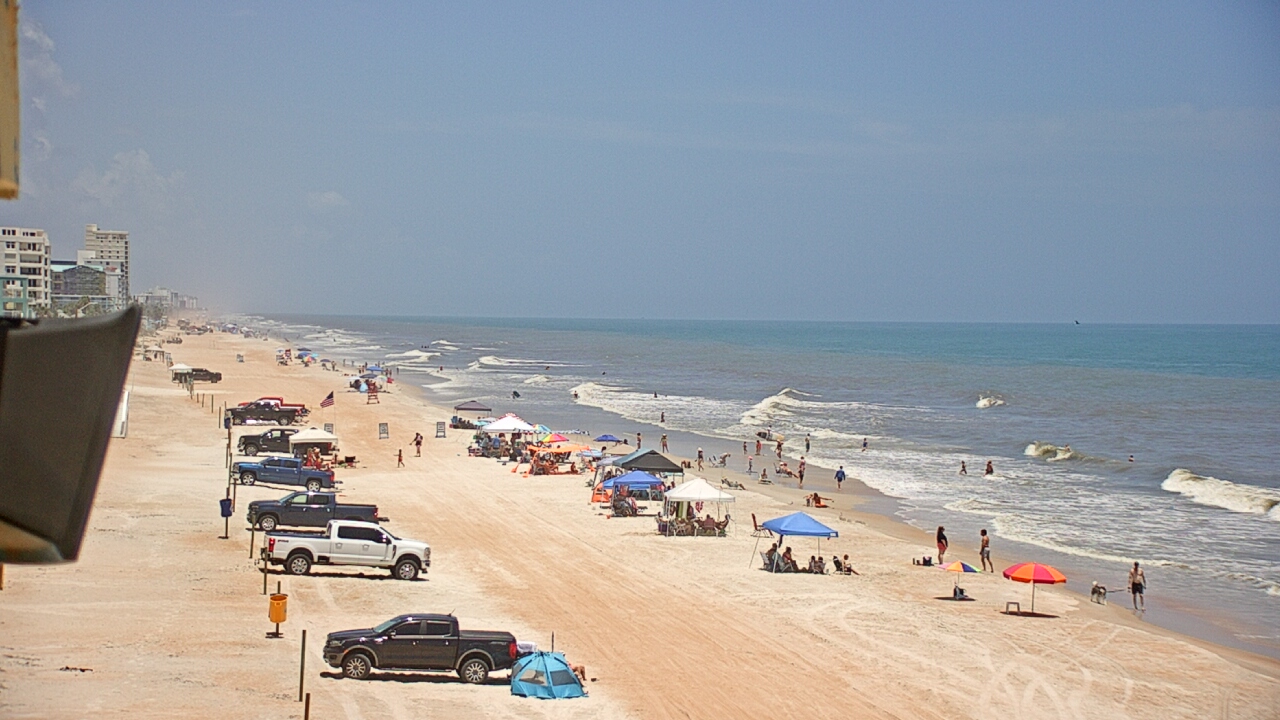 Thumbnail for current weather camera view from Cardinal Ormond Lifeguard Station 2 in Ormond Beach, Florida
