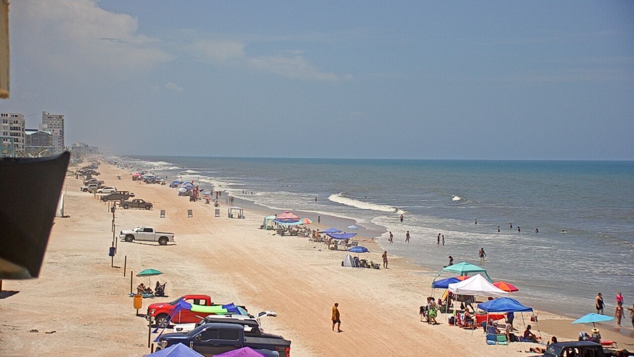 Thumbnail for current weather camera view from Cardinal Ormond Lifeguard Station 2 in Ormond Beach, Florida