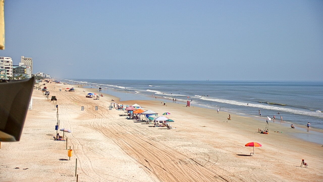 Thumbnail for current weather camera view from Cardinal Ormond Lifeguard Station 2 in Ormond Beach, Florida
