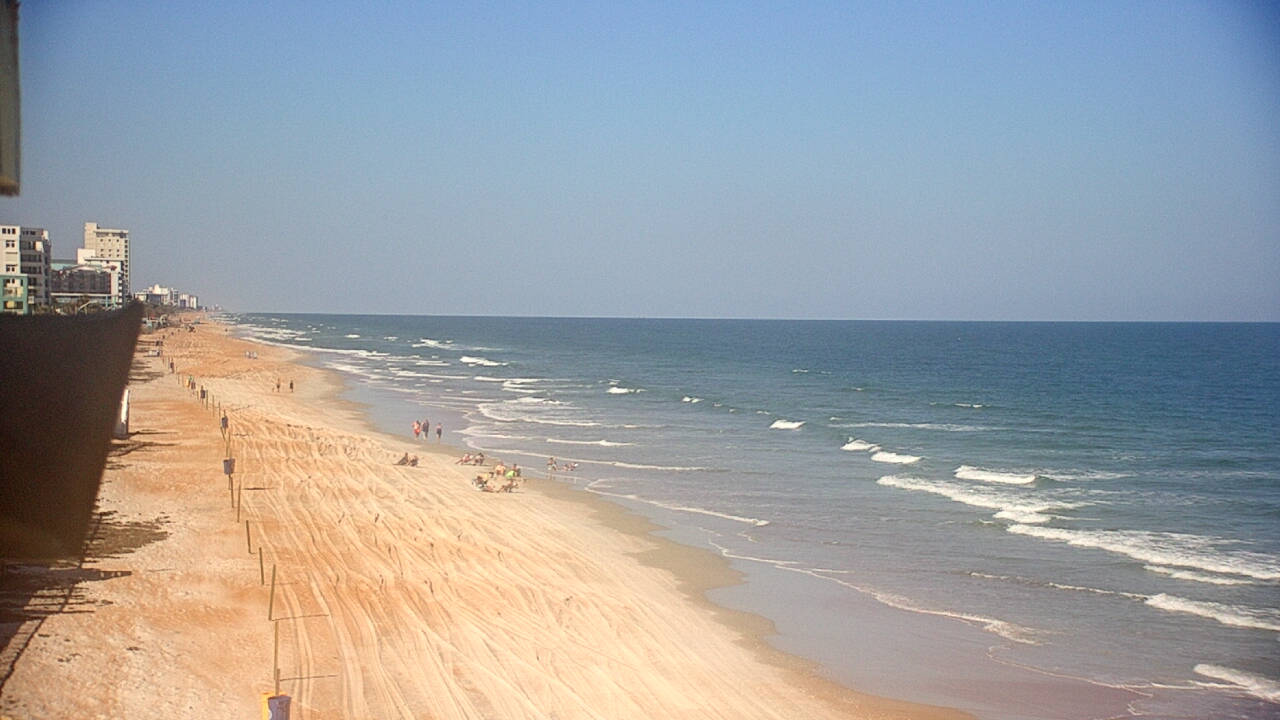 Thumbnail for current weather camera view from Cardinal Ormond Lifeguard Station 2 in Ormond Beach, Florida