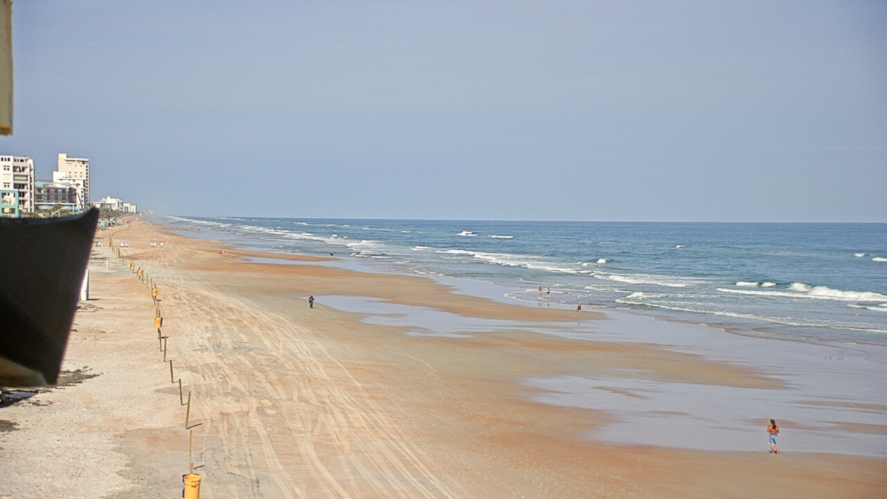 Thumbnail for current weather camera view from Cardinal Ormond Lifeguard Station 2 in Ormond Beach, Florida