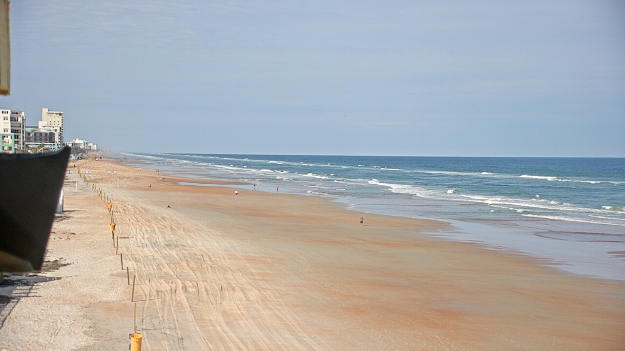 Thumbnail for current weather camera view from Cardinal Ormond Lifeguard Station 2 in Ormond Beach, Florida