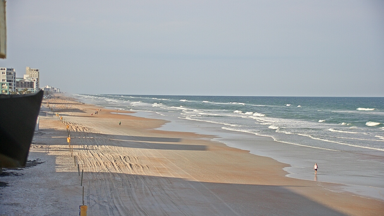 Thumbnail for current weather camera view from Cardinal Ormond Lifeguard Station 2 in Ormond Beach, Florida