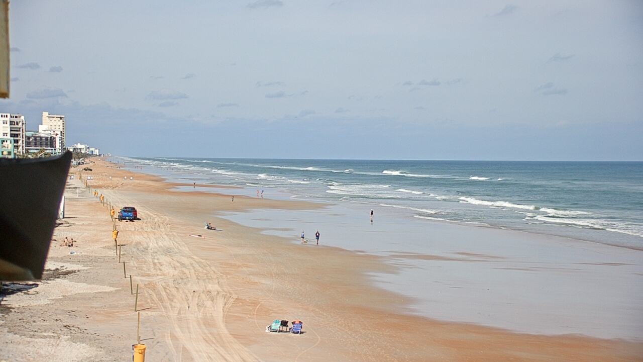 Thumbnail for current weather camera view from Cardinal Ormond Lifeguard Station 2 in Ormond Beach, Florida