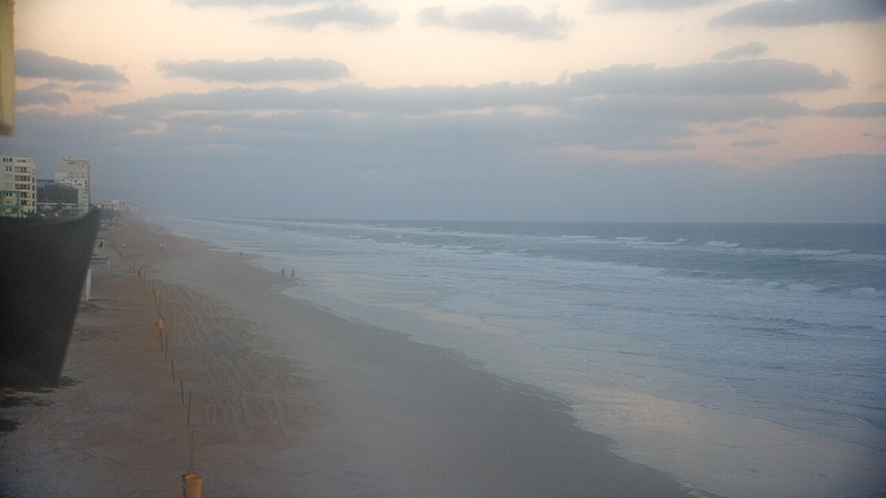 Thumbnail for current weather camera view from Cardinal Ormond Lifeguard Station 2 in Ormond Beach, Florida