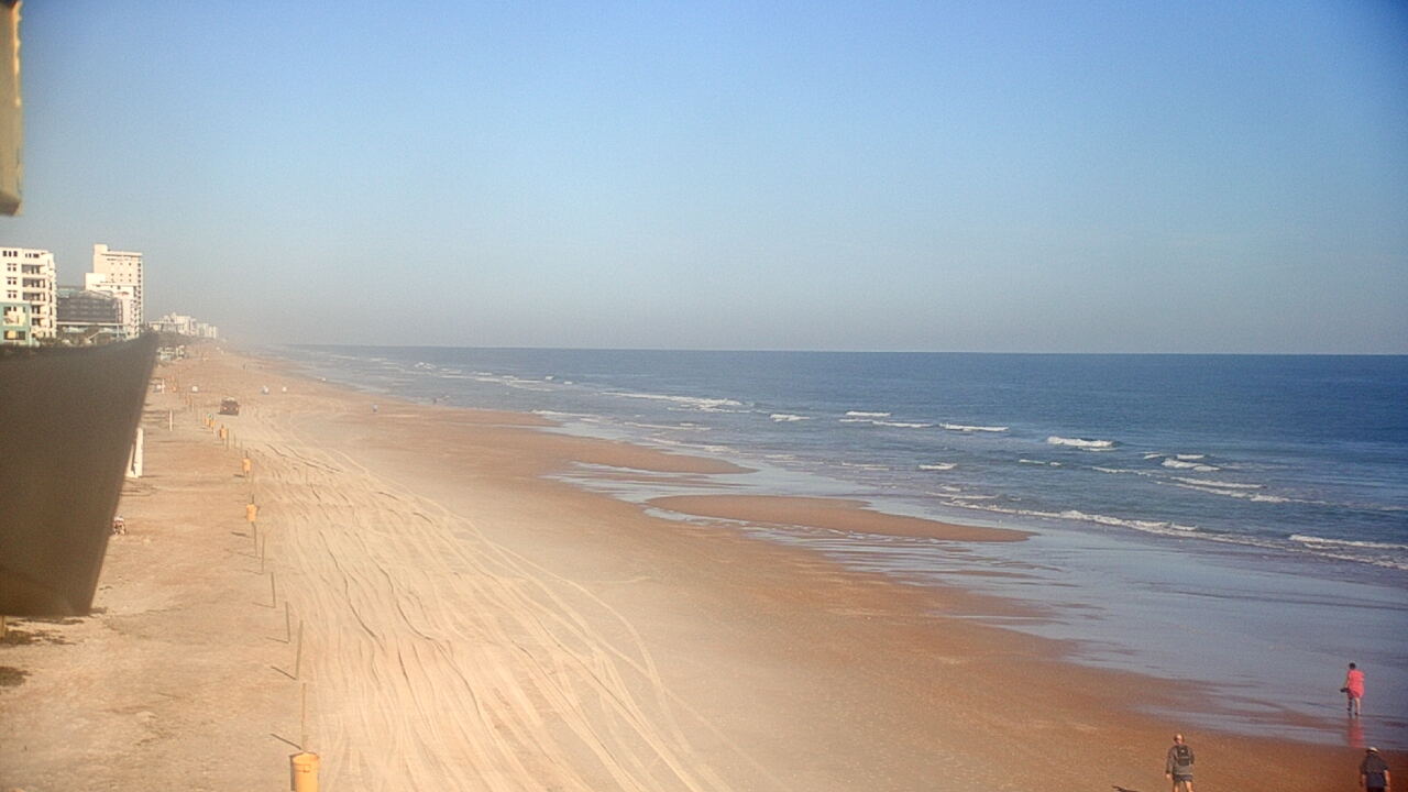Thumbnail for current weather camera view from Cardinal Ormond Lifeguard Station 2 in Ormond Beach, Florida