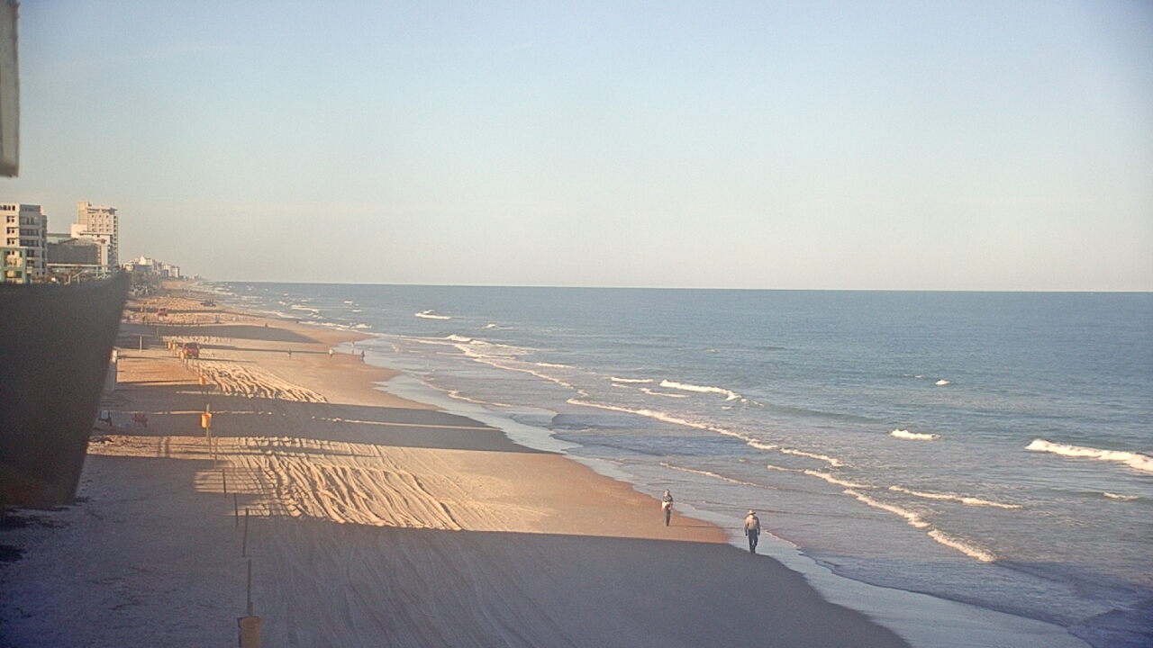 Thumbnail for current weather camera view from Cardinal Ormond Lifeguard Station 2 in Ormond Beach, Florida