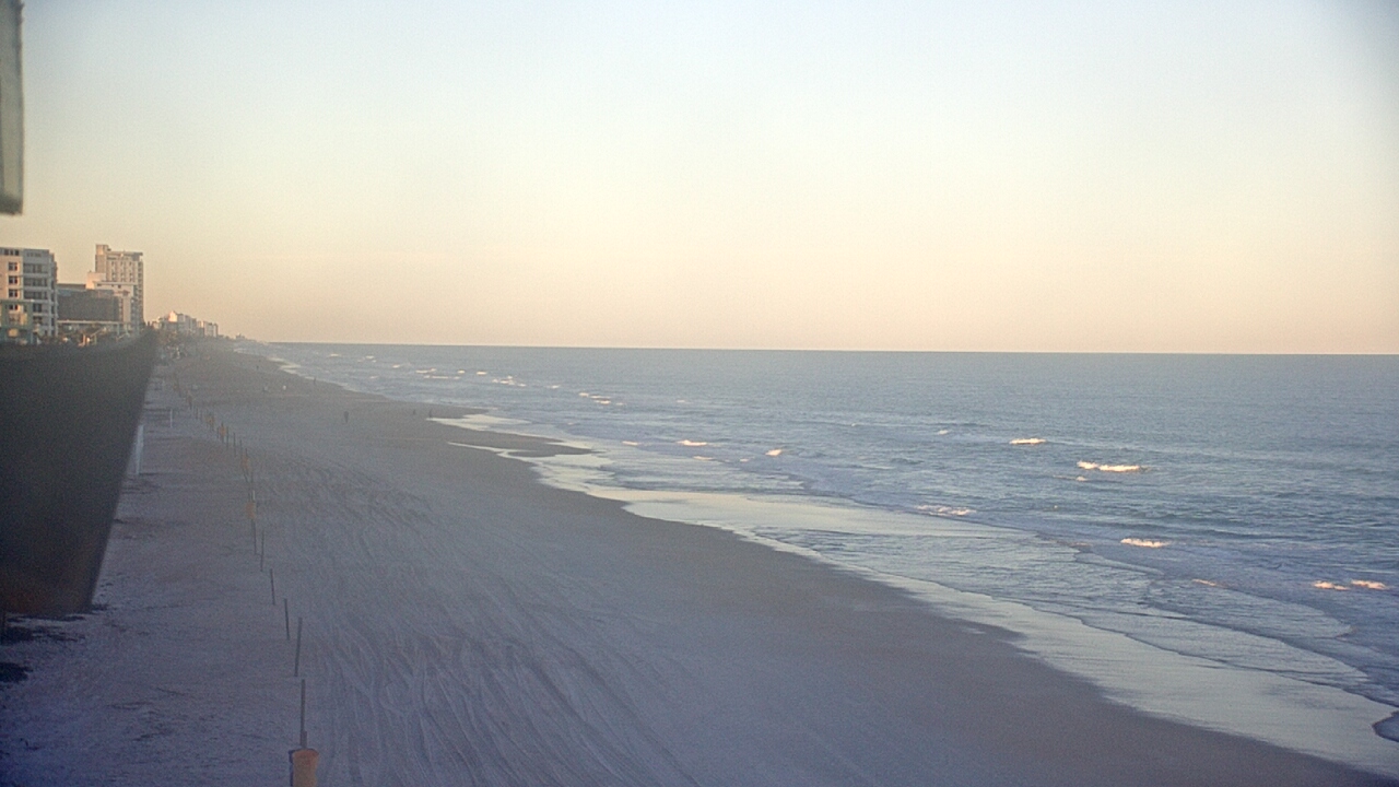 Thumbnail for current weather camera view from Cardinal Ormond Lifeguard Station 2 in Ormond Beach, Florida