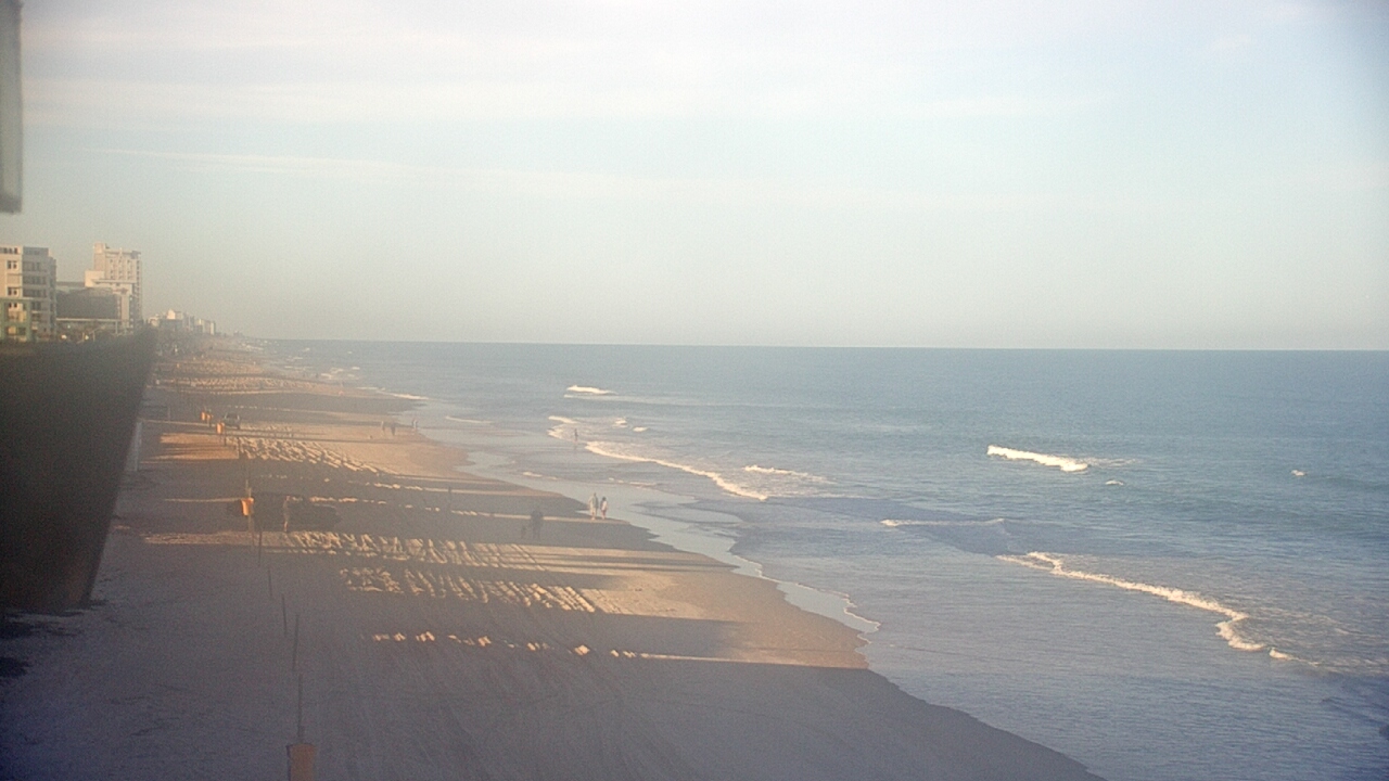 Thumbnail for current weather camera view from Cardinal Ormond Lifeguard Station 2 in Ormond Beach, Florida