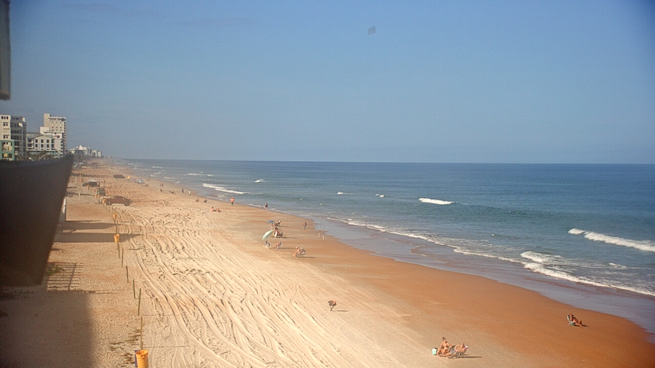 Creepy view out the Naples Causeway camera this morning. Waiting for our  friend to crawl out to say hello!, image size:1280x720