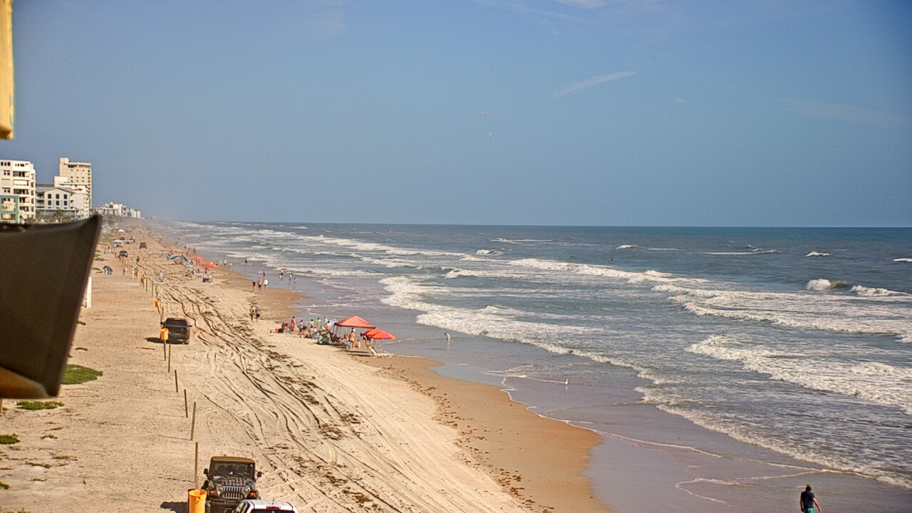 Thumbnail for current weather camera view from Cardinal Ormond Lifeguard Station 2 in Ormond Beach, Florida