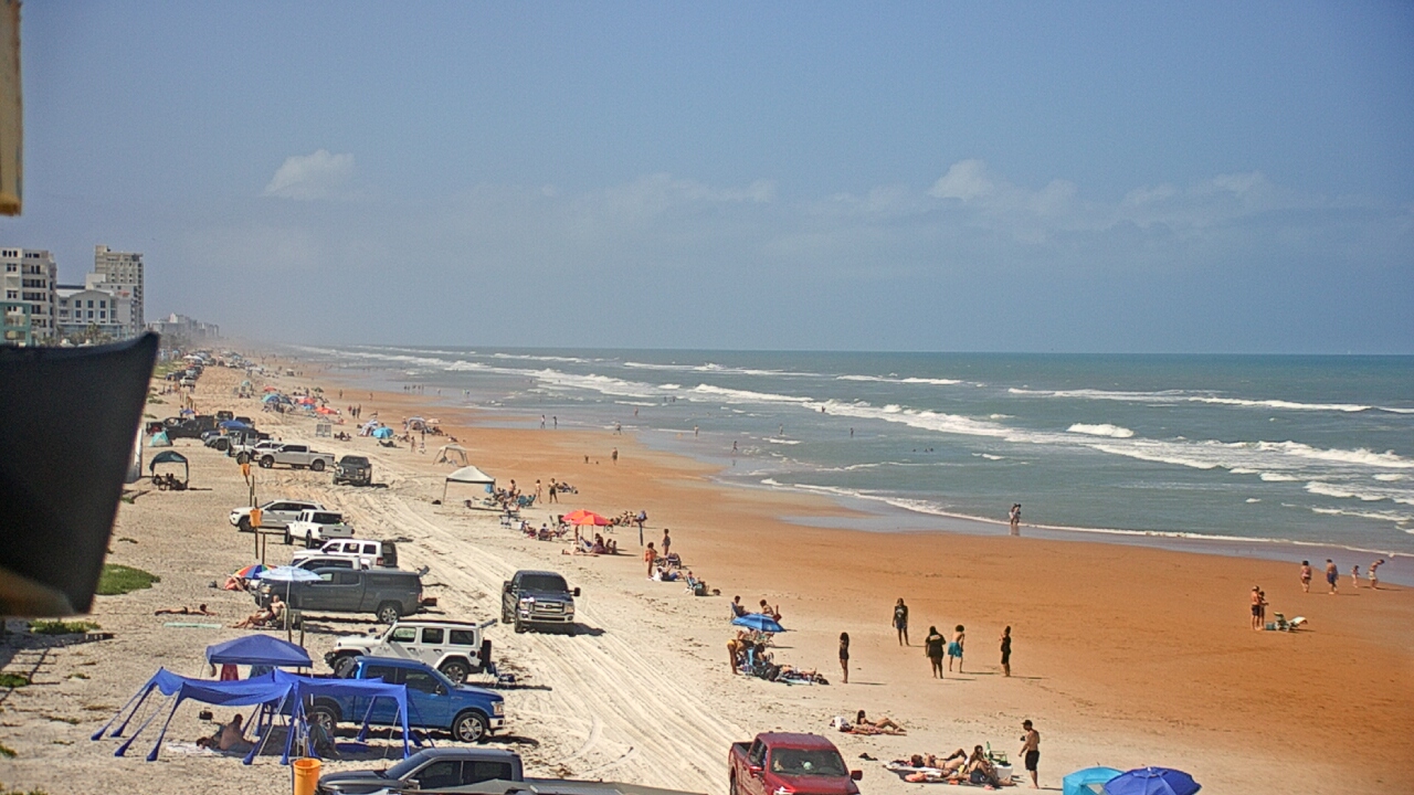 Thumbnail for current weather camera view from Cardinal Ormond Lifeguard Station 2 in Ormond Beach, Florida