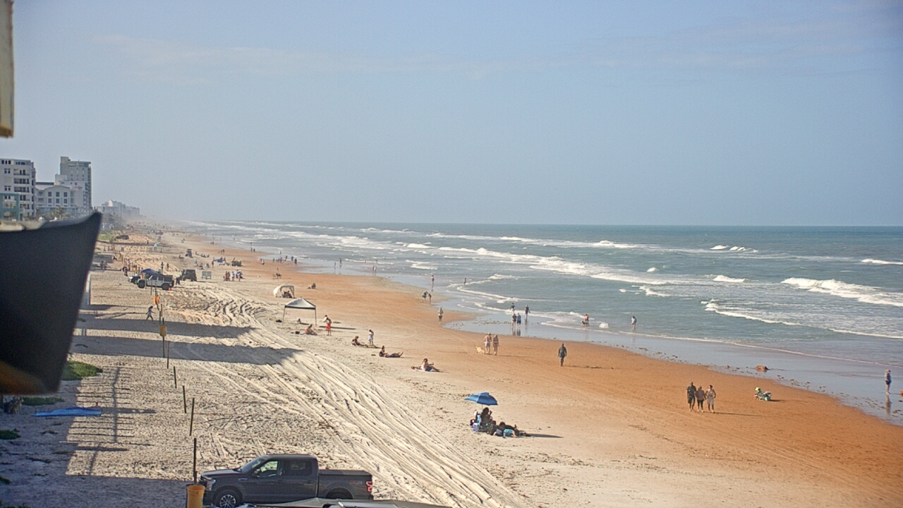 Thumbnail for current weather camera view from Cardinal Ormond Lifeguard Station 2 in Ormond Beach, Florida