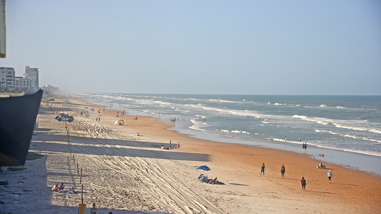 Thumbnail for current weather camera view from Cardinal Ormond Lifeguard Station 2 in Ormond Beach, Florida