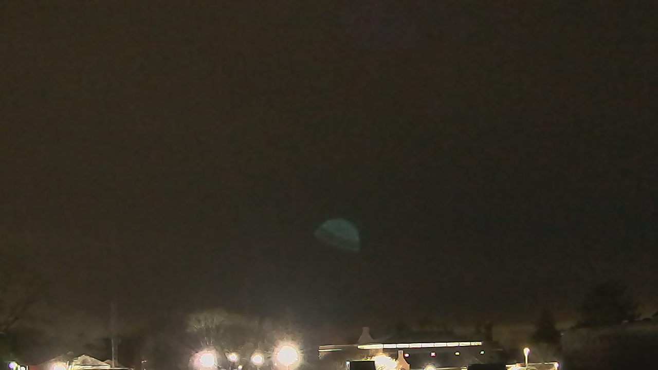 Thumbnail for current weather camera view from Old Saybrook MS in Old Saybrook Center, Connecticut