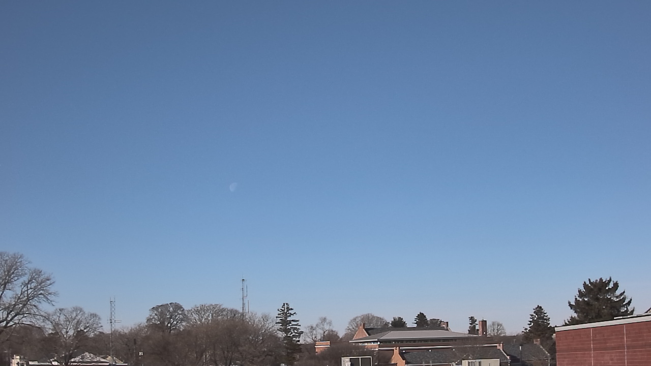 Thumbnail for current weather camera view from Old Saybrook MS in Old Saybrook Center, Connecticut