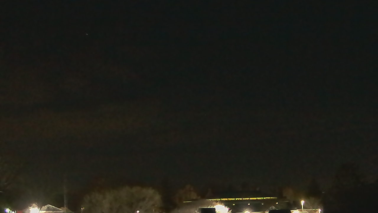 Thumbnail for current weather camera view from Old Saybrook MS in Old Saybrook Center, Connecticut