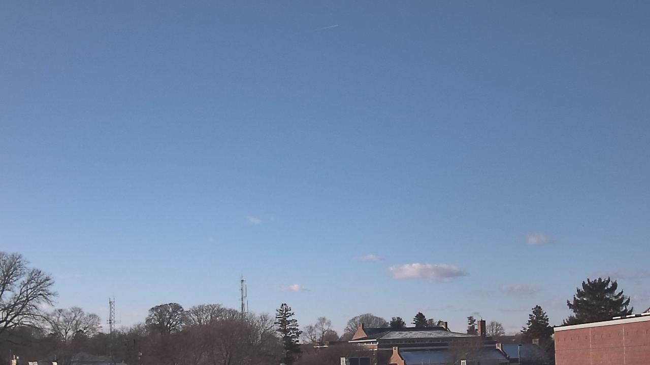 Thumbnail for current weather camera view from Old Saybrook MS in Old Saybrook Center, Connecticut