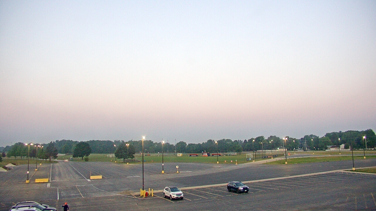 Thumbnail for current weather camera view from Oswego HS in Oswego, Illinois