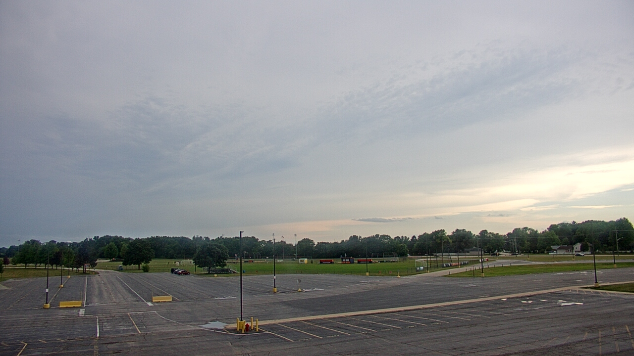 Thumbnail for current weather camera view from Oswego HS in Oswego, Illinois