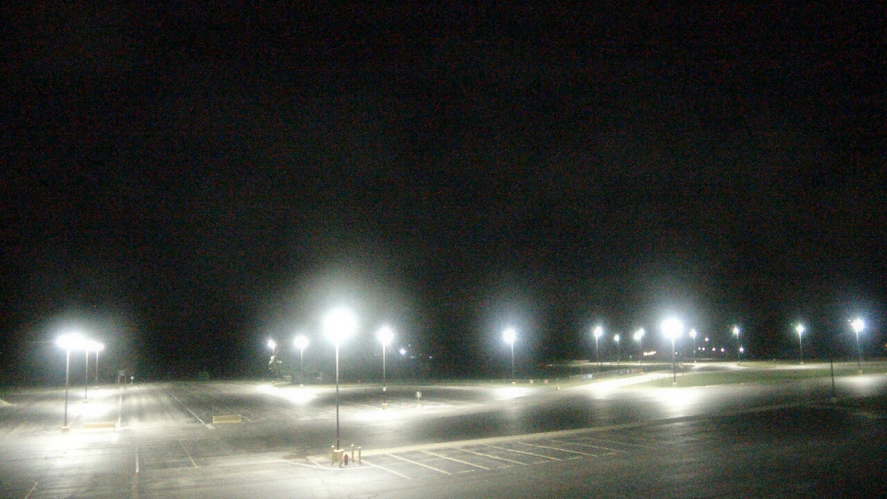 Thumbnail for current weather camera view from Oswego HS in Oswego, Illinois