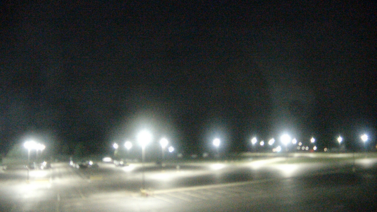 Thumbnail for current weather camera view from Oswego HS in Oswego, Illinois