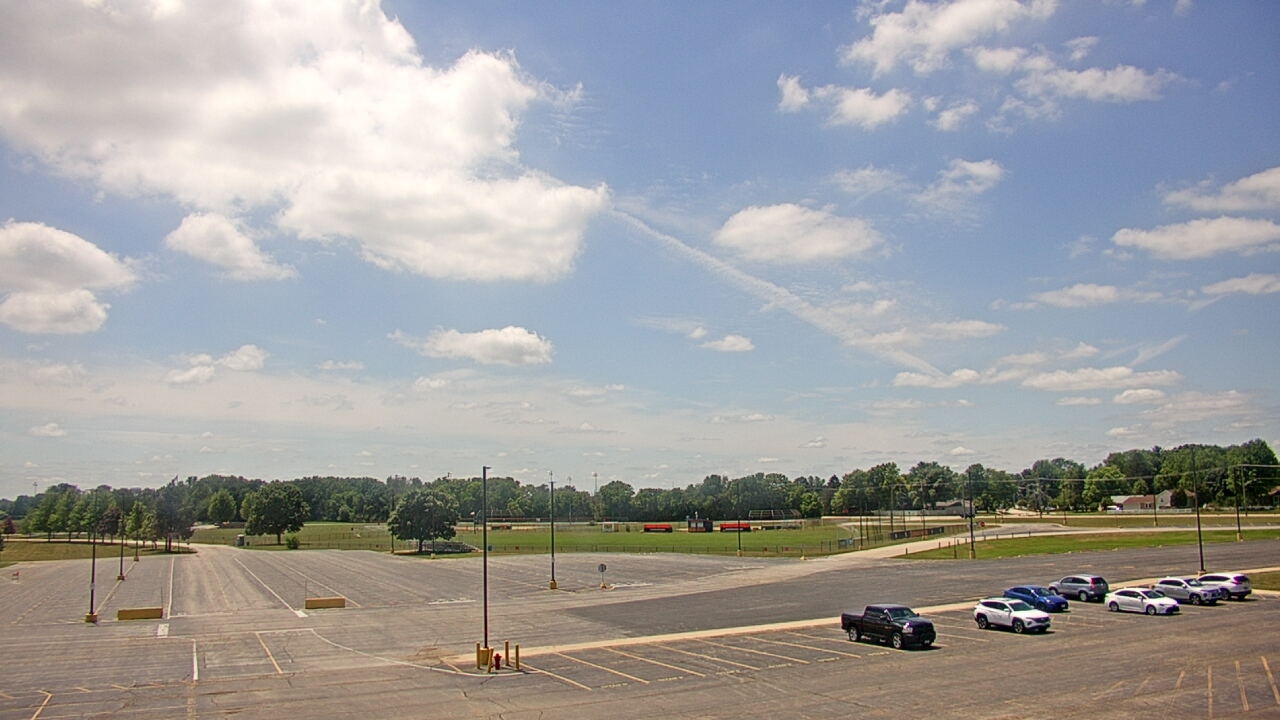 Thumbnail for current weather camera view from Oswego HS in Oswego, Illinois