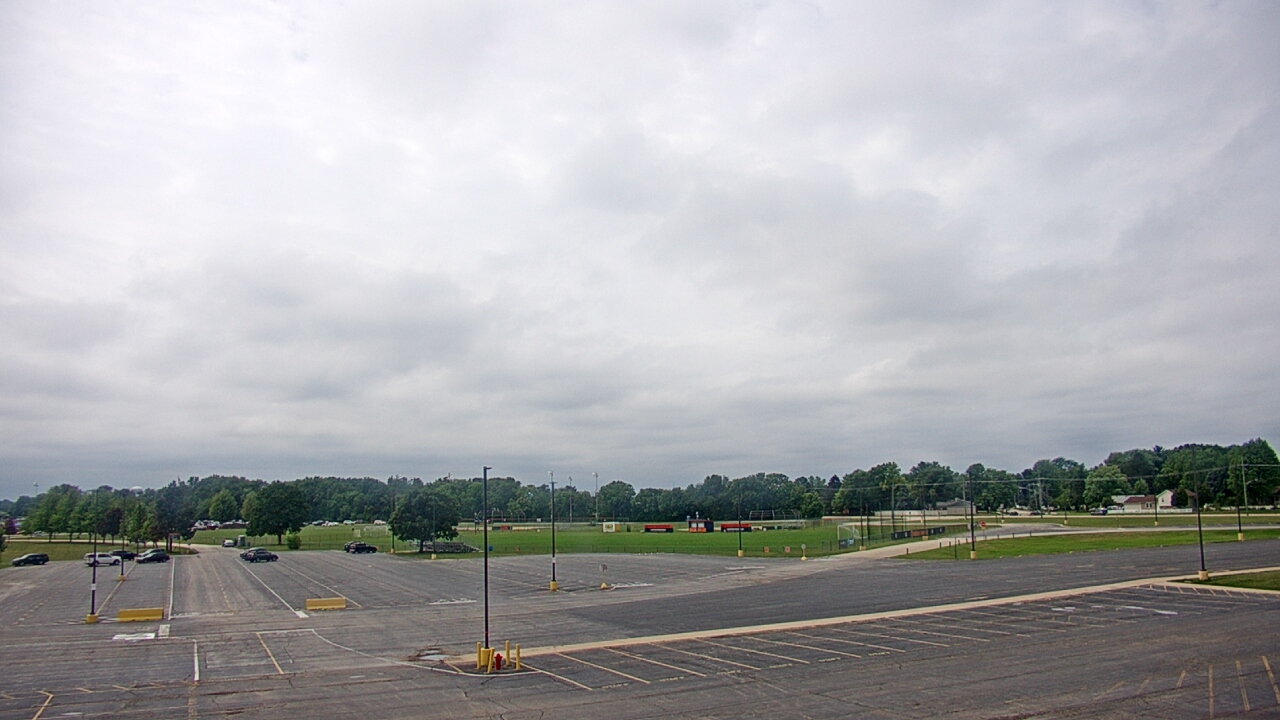 Thumbnail for current weather camera view from Oswego HS in Oswego, Illinois