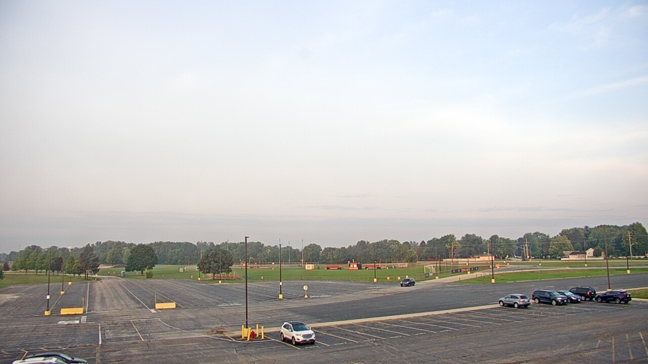 Thumbnail for current weather camera view from Oswego HS in Oswego, Illinois