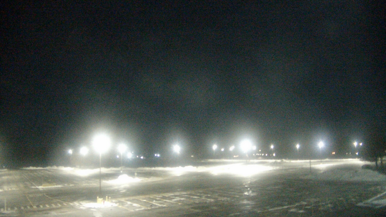 Thumbnail for current weather camera view from Oswego HS in Oswego, Illinois