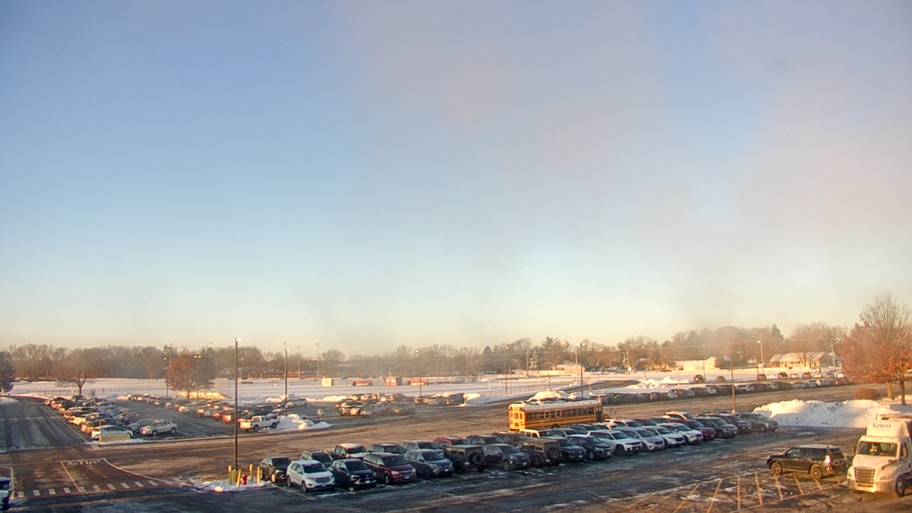 Thumbnail for current weather camera view from Oswego HS in Oswego, Illinois