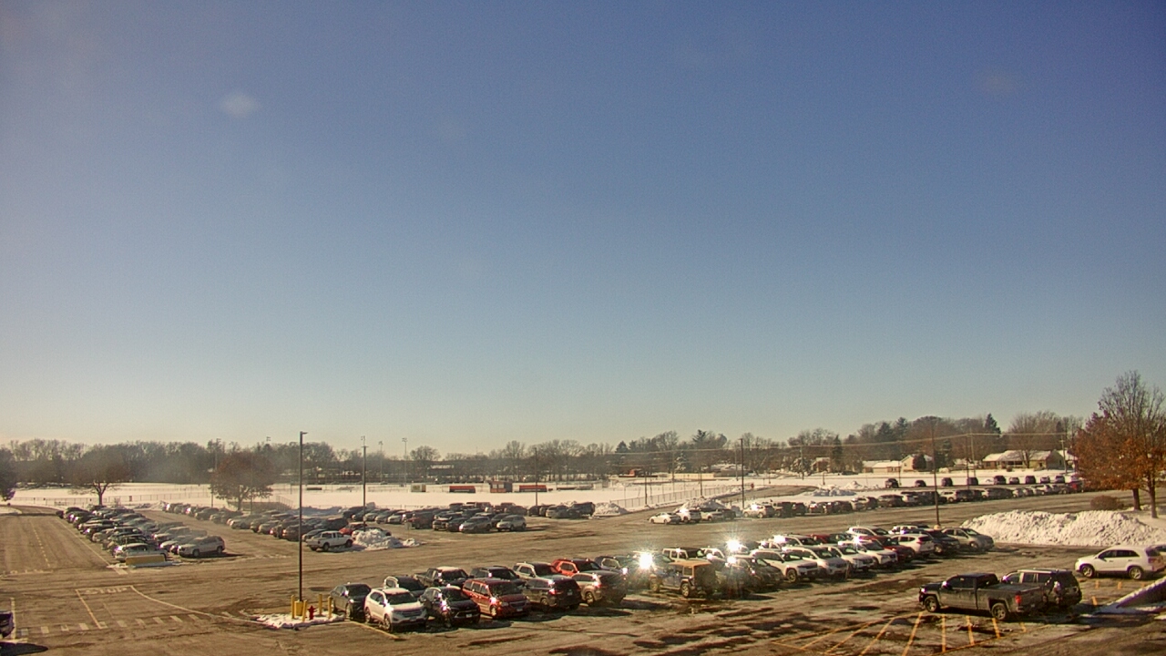 Thumbnail for current weather camera view from Oswego HS in Oswego, Illinois