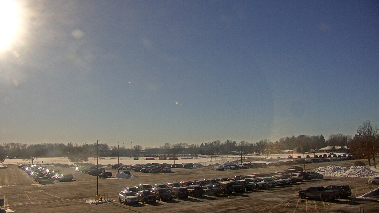 Thumbnail for current weather camera view from Oswego HS in Oswego, Illinois