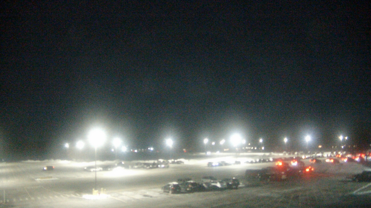 Thumbnail for current weather camera view from Oswego HS in Oswego, Illinois