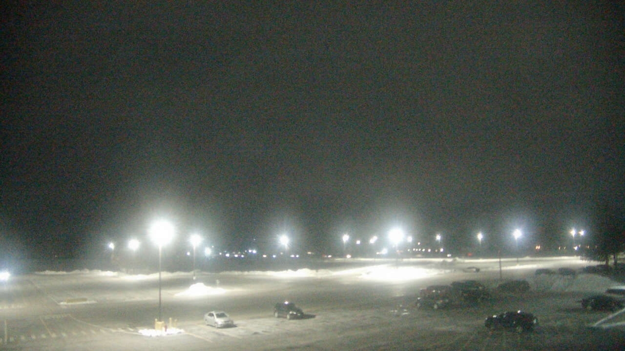 Thumbnail for current weather camera view from Oswego HS in Oswego, Illinois