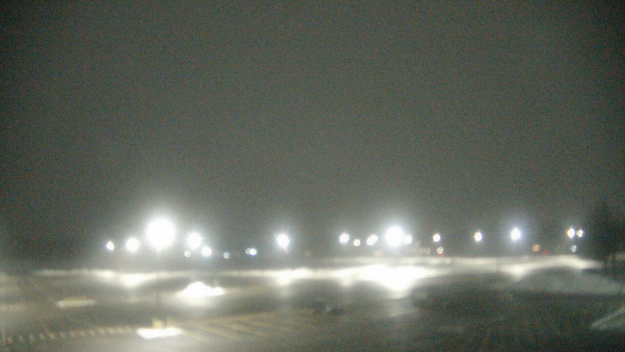 Thumbnail for current weather camera view from Oswego HS in Oswego, Illinois