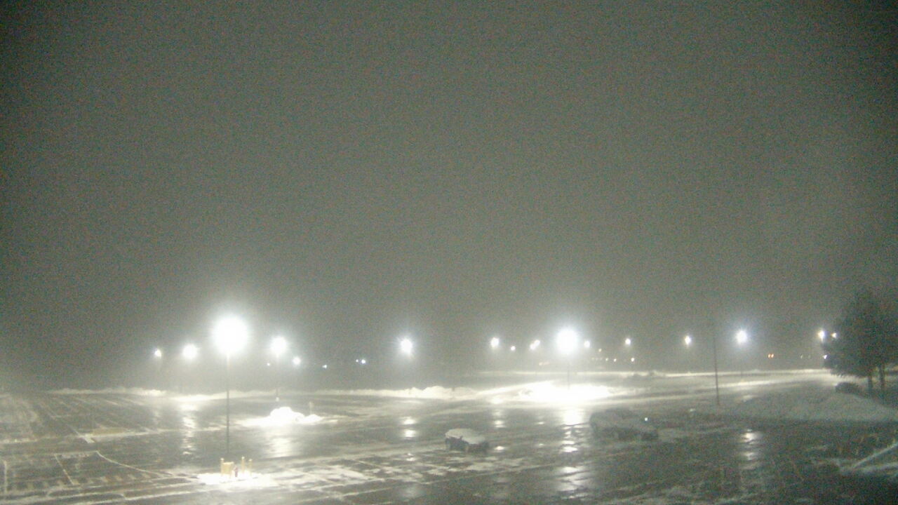 Thumbnail for current weather camera view from Oswego HS in Oswego, Illinois