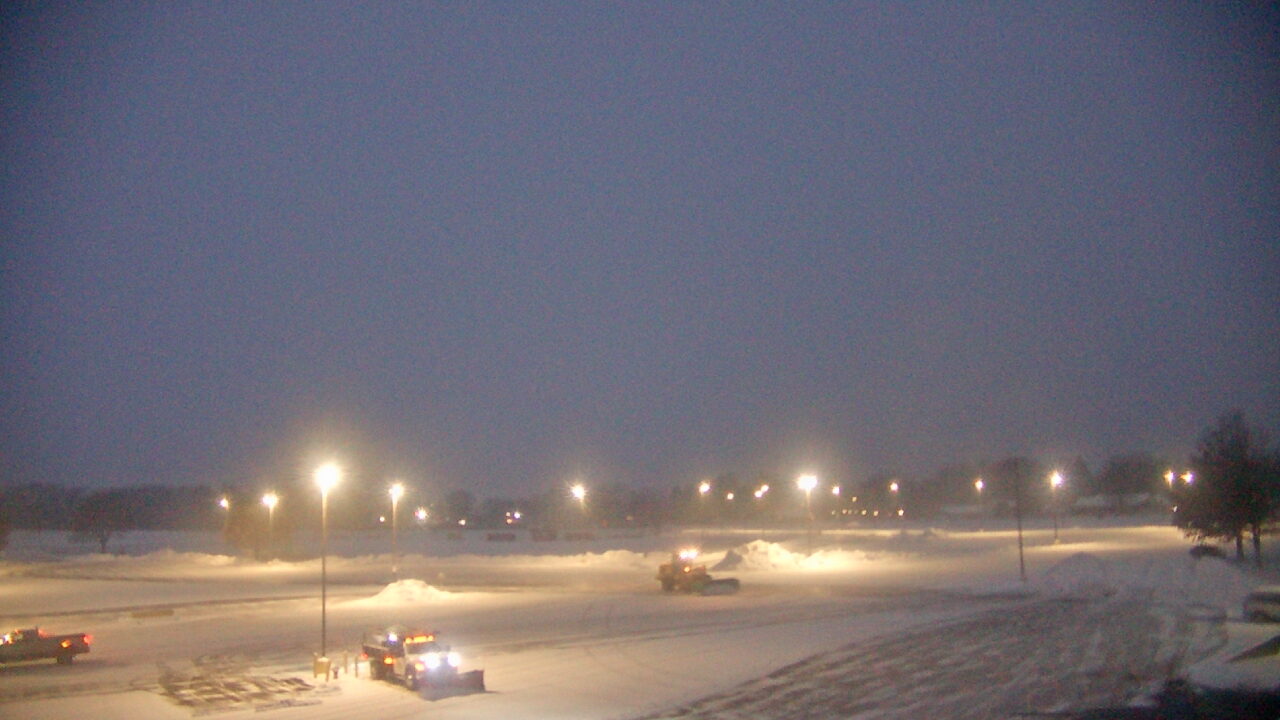 Thumbnail for current weather camera view from Oswego HS in Oswego, Illinois