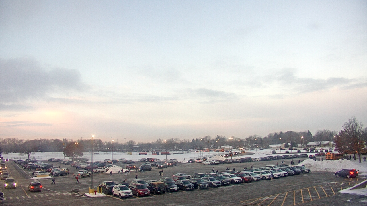 Thumbnail for current weather camera view from Oswego HS in Oswego, Illinois