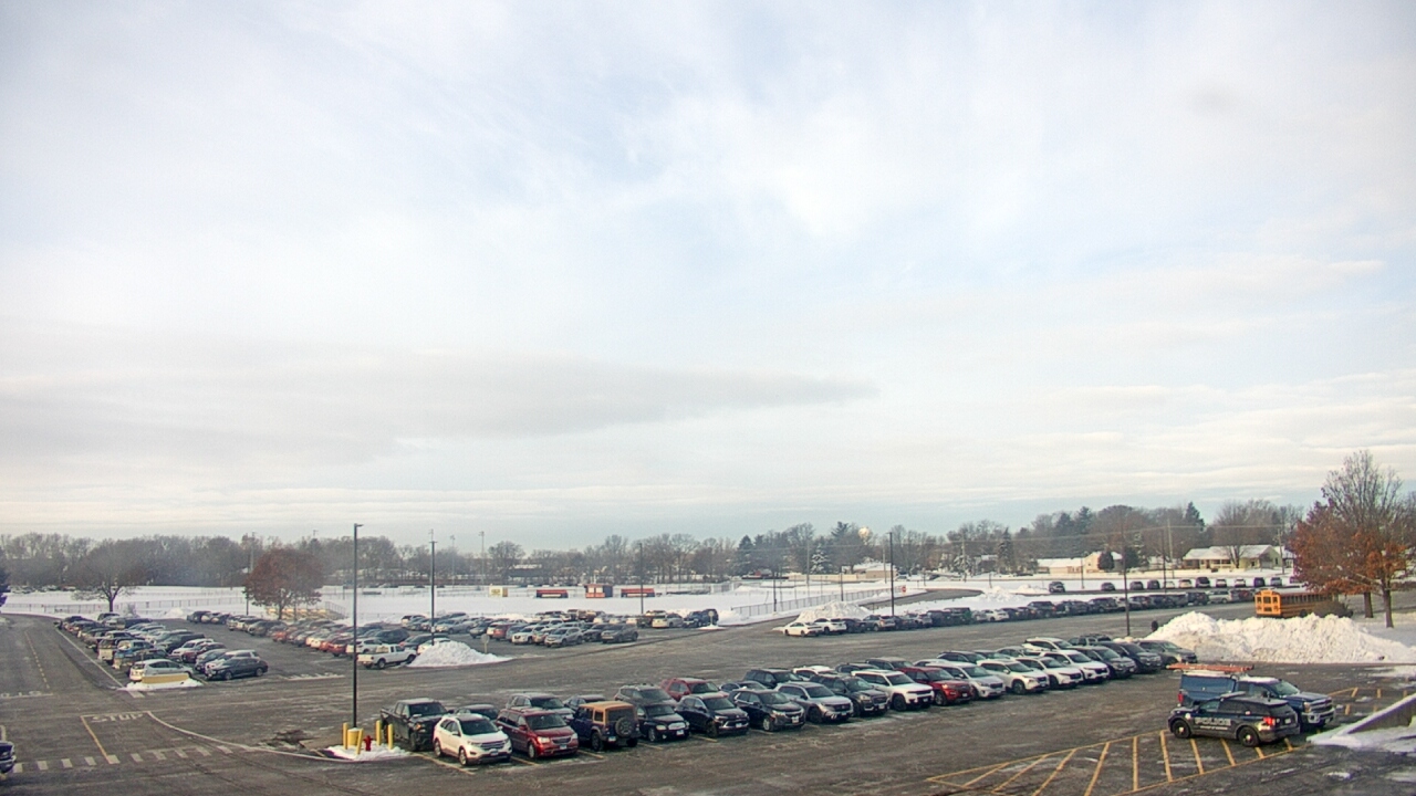 Thumbnail for current weather camera view from Oswego HS in Oswego, Illinois