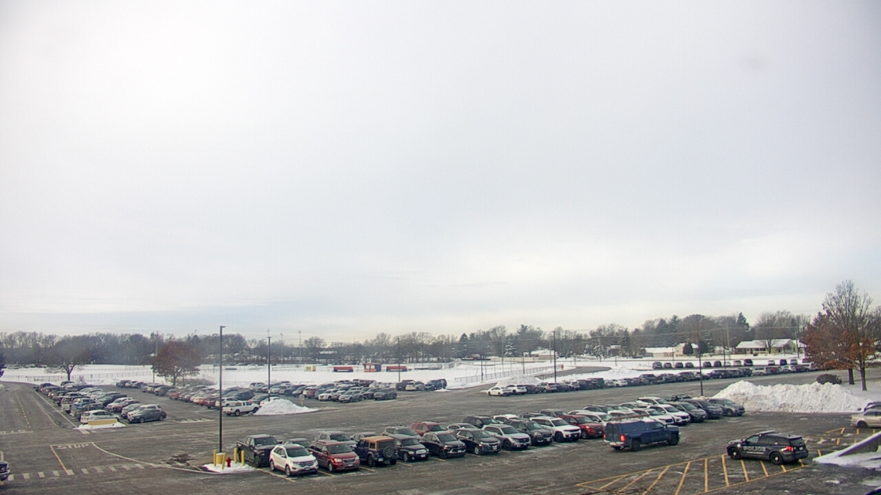Thumbnail for current weather camera view from Oswego HS in Oswego, Illinois